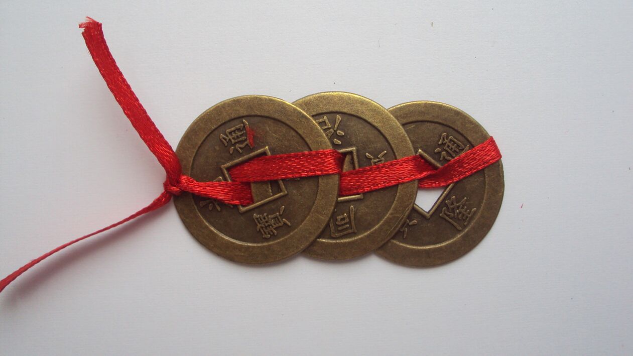 monede norocoase chinezești
